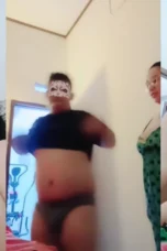 Ngelive sambil ngewe sama brondong